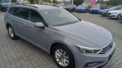Grau Gebraucht 2023 VW Passat Kombi | 27.370 € (Fairer Preis)