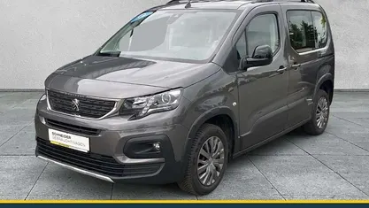 Grau Gebraucht 2023 Peugeot Rifter Allure Van / Kleinbus | 20.590 € (Fairer Preis)