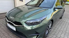 Experience green metallic Neu 2025 Kia Ceed Sportswagon Spirit Kombi | 24.950 € (Guter Preis)