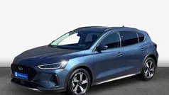 Chrome blue metallic Gebraucht 2022 Ford Focus Active X Limousine | 22.440 € (Fairer Preis)