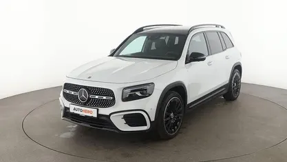 Weiß Gebraucht 2024 Mercedes GLB220 AMG line SUV | 46.090 € (Fairer Preis)