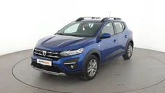 Blau Gebraucht 2022 Dacia Sandero Comfort Kleinwagen | 14.610 € (Guter Preis)