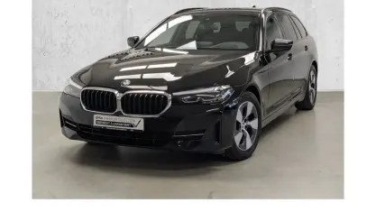 Gebraucht BMW 520 Efficient Dynamics 184 PS (135 kW) 2023 Schwarz Limousine