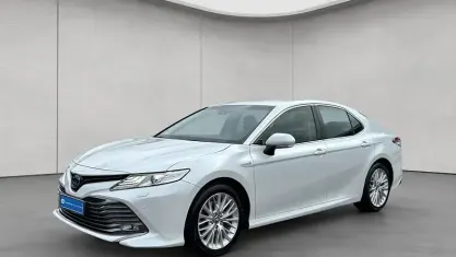 Second-hand Toyota Camry Executive 218 CP (160 kW) 2019 Berlinǎ