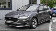 Gebraucht 2022 Ford Focus Cool & Connect Kombi | 20.989 € (Guter Preis)