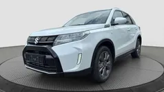 Weiß Gebraucht 2024 Suzuki Vitara Comfort+ SUV | 23.460 € (Guter Preis)
