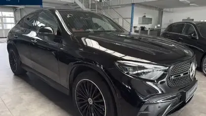 Gebraucht Mercedes GLC450 Premium 367 PS (269 kW) 2025 Schwarz SUV