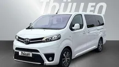 Weiß Gebraucht 2023 Toyota Proace Verso Team Kombi | 36.490 € (Guter Preis)