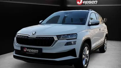 Weiß Gebraucht 2024 Skoda Karoq Selection SUV | 30.970 € (Fairer Preis)