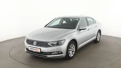Grau Gebraucht 2015 VW Passat Comfortline Limousine | 14.360 € (Fairer Preis)