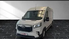 Warm white (weiß) Gebraucht 2023 Maxus eDeliver 9 Van | 61.550 €