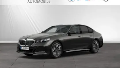 Gebraucht BMW 520 Comfort Edition 197 PS (144 kW) 2025 Sophistograu brillanteffekt metallic Limousine