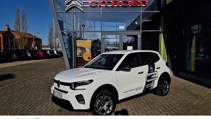 Weiß Gebraucht 2024 Citroën C3 PureTech Kleinwagen | 15.990 € (Fairer Preis)