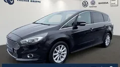Schwarz Gebraucht 2018 Ford S-MAX Titanium Van / Kleinbus | 17.399 € (Guter Preis)