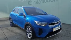 Blau Gebraucht 2023 Kia Stonic Vision SUV | 17.980 € (Fairer Preis)