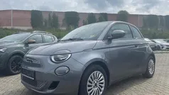 Grau Gebraucht 2023 Fiat 500e La Prima Kleinwagen | 24.998 € (Fairer Preis)