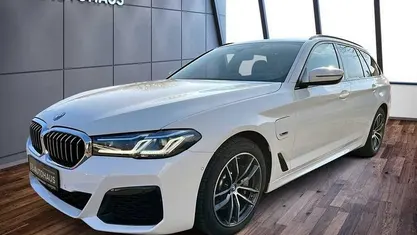 Gebraucht BMW 530e Sport Line 292 PS (214 kW) 2022 Kombi