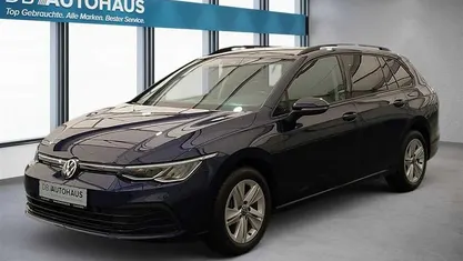 Gebraucht VW Golf VIII Life 116 PS (85 kW) 2023 Blau Kombi