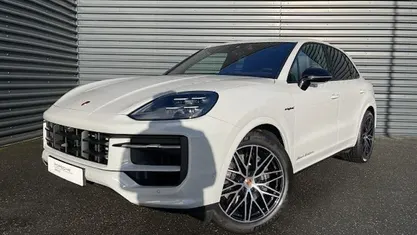 Weiß Neu 2025 Porsche Cayenne Black Edition SUV | 141.615 € (Fairer Preis)