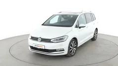 Weiß Gebraucht 2016 VW Touran Highline Van / Kleinbus | 22.180 € (Fairer Preis)