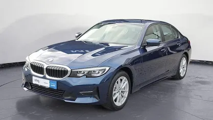Gebraucht BMW 330e Advantage 292 PS (214 kW) 2019 Blau Limousine