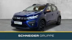 Grün Gebraucht 2024 Dacia Sandero Extreme Kleinwagen | 19.490 € (Fairer Preis)