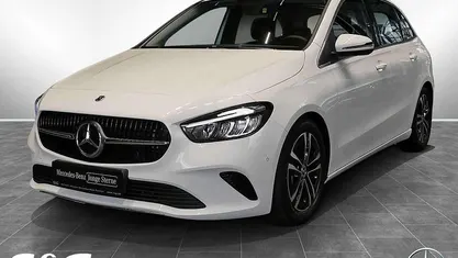 Gebraucht Mercedes B200 Advanced 163 PS (119 kW) 2025 Weiß Van / Kleinbus