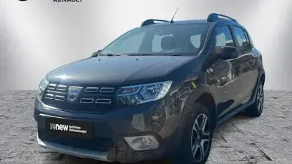 Gebraucht Dacia Sandero Celebration 101 PS (74 kW) 2021 Grau Limousine