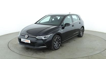 Używany VW Golf VII Style 150 KM (110 kW) 2020 Czarny Sedan/Limuzyna