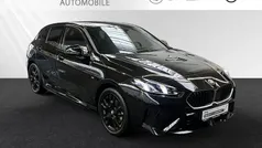 Saphirschwarz metallic Gebraucht 2024 BMW 120 M Sport Kleinwagen | 37.800 € (Fairer Preis)