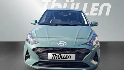 Usado Hyundai i10 Select 63 HP (46 kW) 2025 Verde Citadino