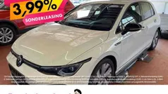 Weiss Gebraucht 2022 VW Golf VIII R-line Limousine | 24.777 € (Fairer Preis)