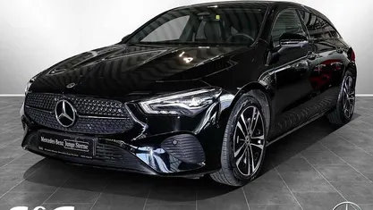 Second-hand Mercedes CLA180 Shooting Brake Progressive 136 CP (100 kW) 2024 Negru Break