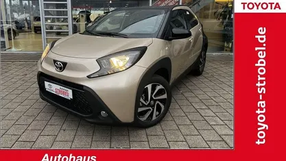 Ginger beige metallic/dach mys Neu 2025 Toyota Aygo X SUV | 17.480 € (Fairer Preis)
