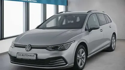 Gebraucht VW Golf VIII Life 110 PS (80 kW) 2024 Silber Kombi