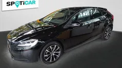 Schwarz Gebraucht 2019 Volvo V40 Momentum Kombi | 15.990 € (Superpreis)