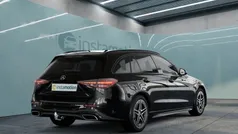 Schwarz Gebraucht 2022 Mercedes T180 AMG Van / Kleinbus | 37.315 € (Fairer Preis)