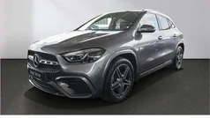 Grau Gebraucht 2024 Mercedes GLA200 AMG line SUV | 41.480 € (Fairer Preis)