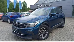 Nightshade blue metallic Gebraucht 2022 VW Tiguan Life SUV | 27.850 € (Fairer Preis)