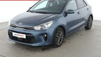 Gebraucht Kia Rio DREAM-TEAM Edition 99 PS (72 kW) 2017 Blau Limousine