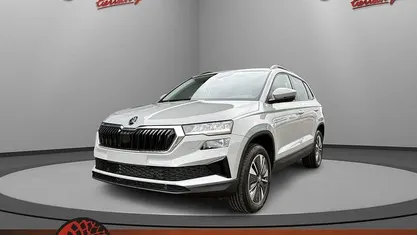 Gebraucht 2025 Skoda Karoq Selection SUV | 32.990 € (Fairer Preis)