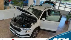 Weiß Gebraucht 2023 Skoda Karoq Style SUV | 29.409 € (Guter Preis)