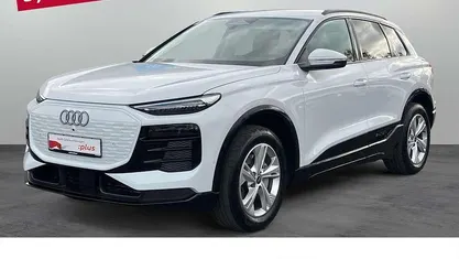 Gebraucht 2025 Audi Q6 e-tron Ambiente SUV | 53.980 € (Fairer Preis)