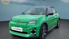 Schwarz Gebraucht 2024 Renault R5 Kleinwagen | 32.399 € (Fairer Preis)