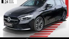 Metalliclack kosmosschwarz Gebraucht 2024 Mercedes B200 Progressive Van / Kleinbus | 31.990 € (Fairer Preis)