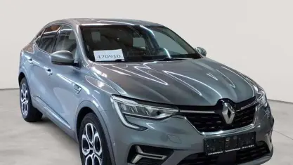 Gebraucht Renault Arkana Techno 140 PS (102 kW) 2023 Graphitgrau metallic SUV