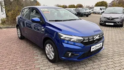 Ironblau metallic Gebraucht 2024 Dacia Sandero Expression Kleinwagen | 16.599 € (Guter Preis)
