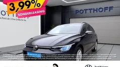 Gebraucht 2023 VW Golf VIII Life Kombi | 23.222 € (Fairer Preis)