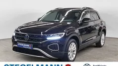 Gebraucht 2025 VW T-Roc Life SUV | 27.810 € (Fairer Preis)