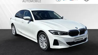 Nieuw BMW 318 Shadowline 156 PK (114 kW) 2025 Wit Sedan